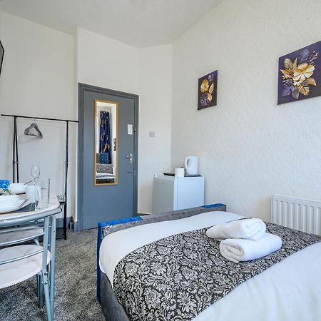 -Rc7H- For Your Relaxed & Cosy Free Parking Лидс Экстерьер фото